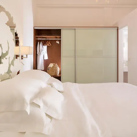 Canaves - Small Luxury Of The World Oia (Santorini)